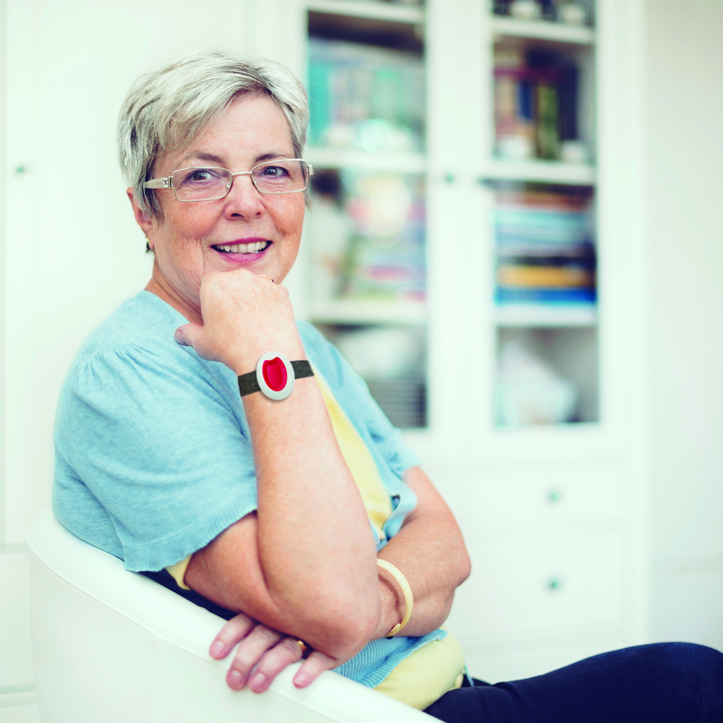 Elderly Lady wearing her Telecare Pendant